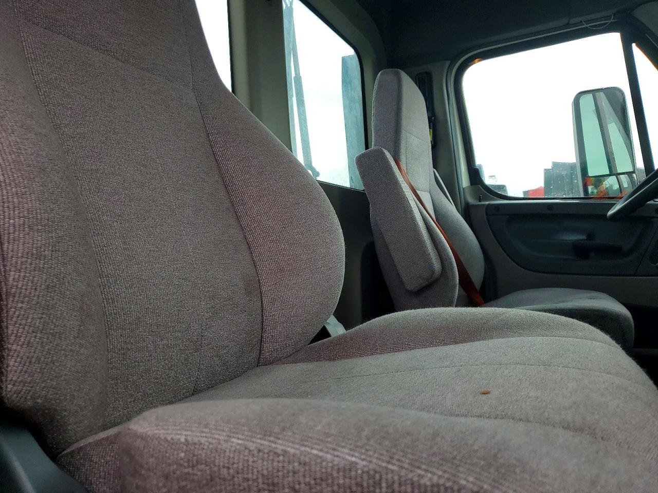 2019 Freigliner 2019 Freightliner Cascadia 125 Semi Truck