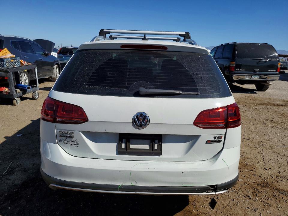 2017 Volkswagen Golf Alltrack s