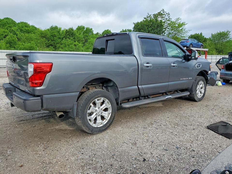 2016 Nissan Titan XD SL