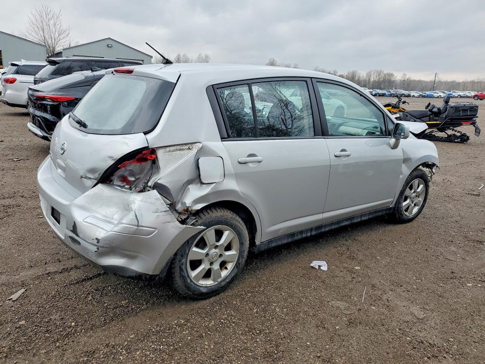 2008 Nissan Versa 1.8 s
