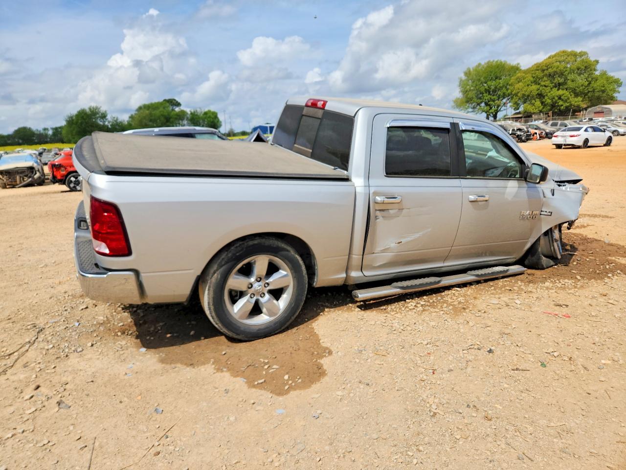 2018 Dodge RAM 1500 SLT