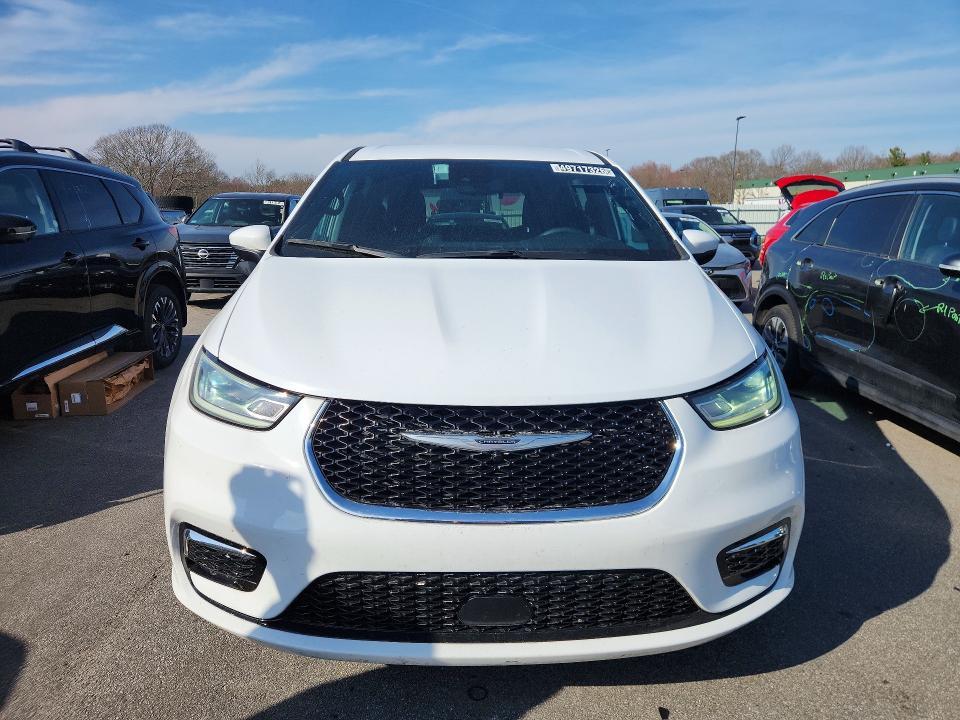 2023 Chrysler Pacifica Touring