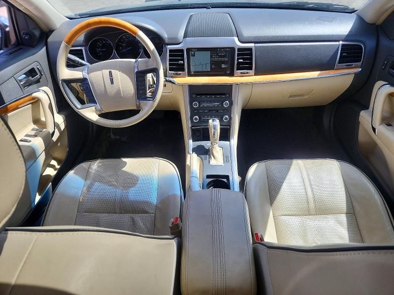 2012 Lincoln Townhouse MKZ