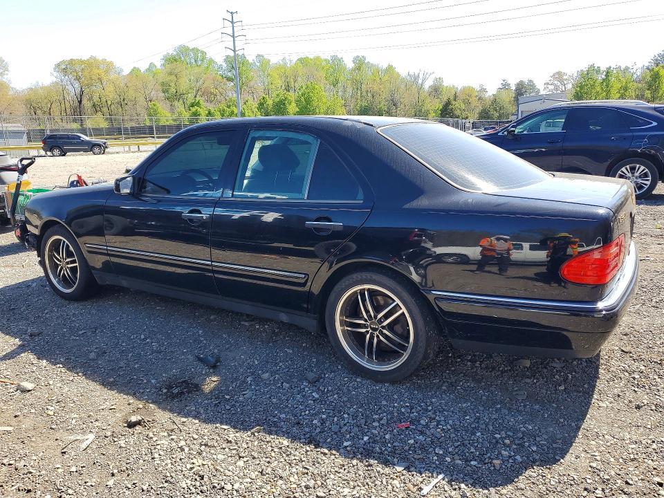 1999 Mercedes-Benz E 320