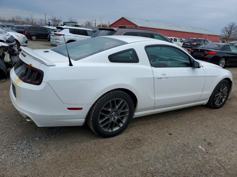2014 Ford Mustang 2DR