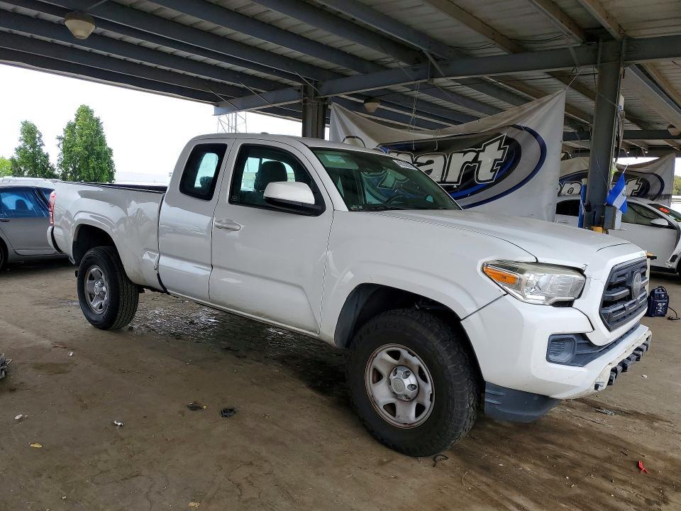 2018 Toyota Tacoma SR