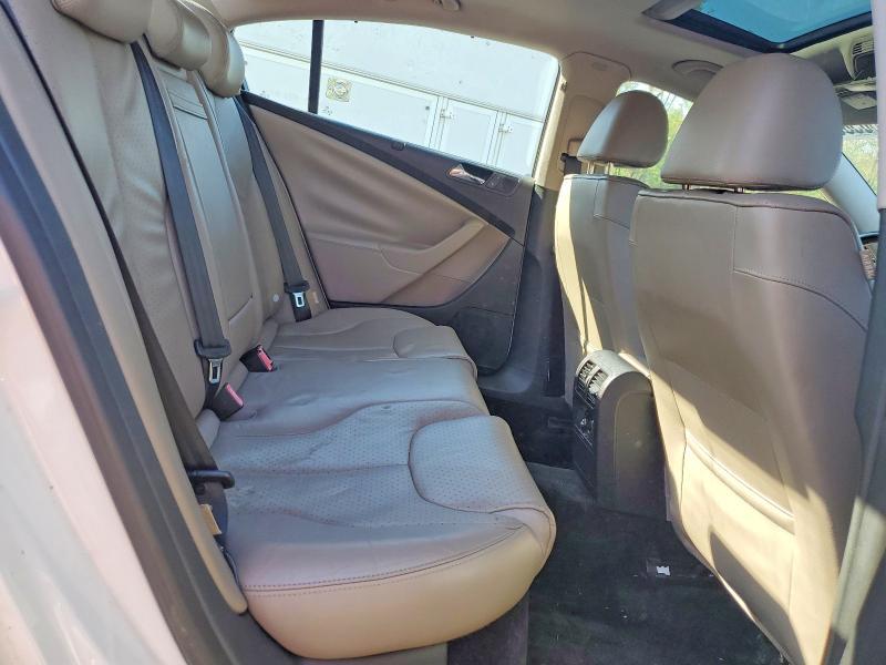 2008 Volkswagen Passat lux