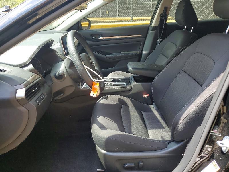 2023 Nissan Altima sv