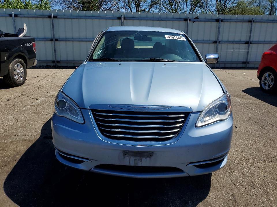 2012 Chrysler 200 Limited