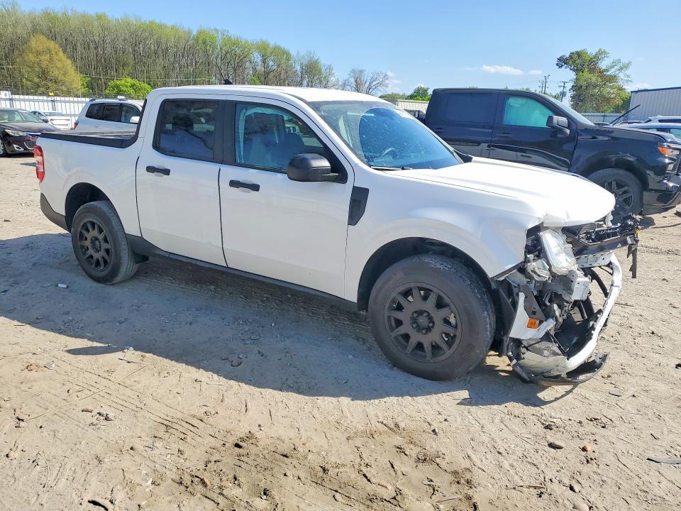 2023 Ford Maverick XL