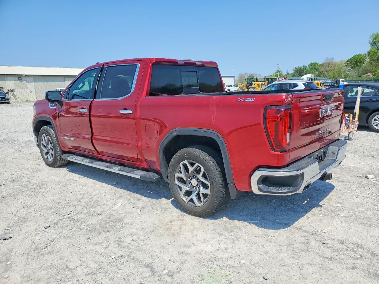 2024 GMC Sierra K1500 SLT