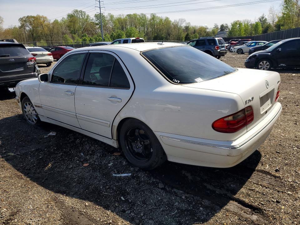 2000 Mercedes-Benz E 320 4matic