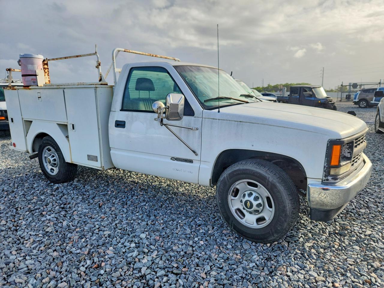 1999 Chev Rolet GMT-400 Utility / Service Truck