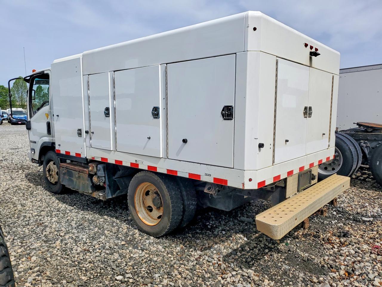 2018 Isuzu NPR HD Delivery Truck