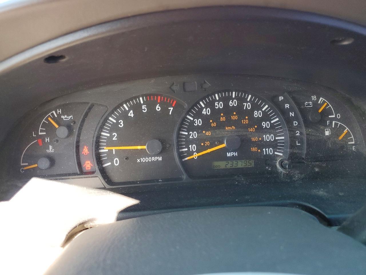 2000 Toyota Tundra SR5