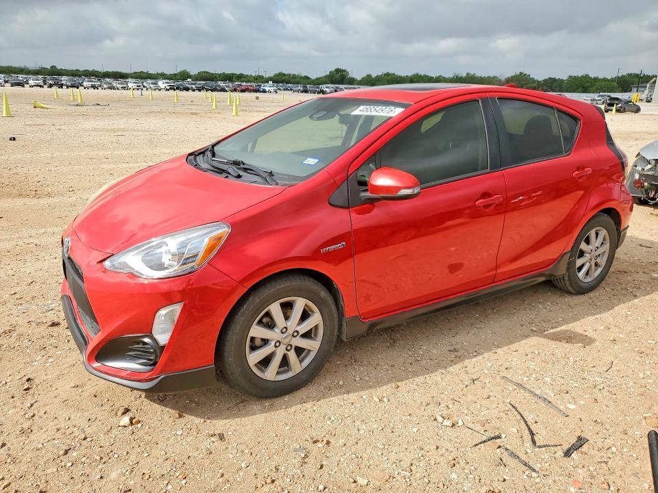 2017 Toyota Prius c Three