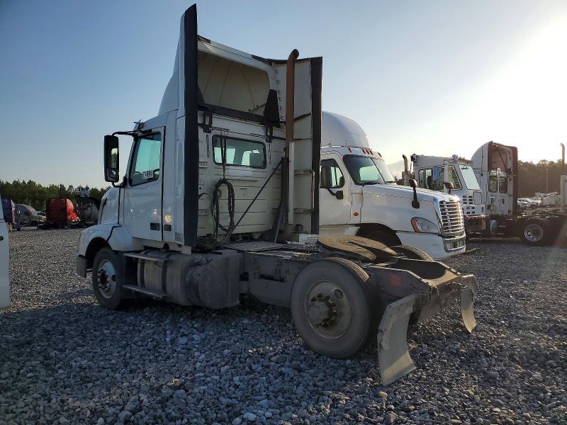 2017 Volvo Vnl Semi Truck