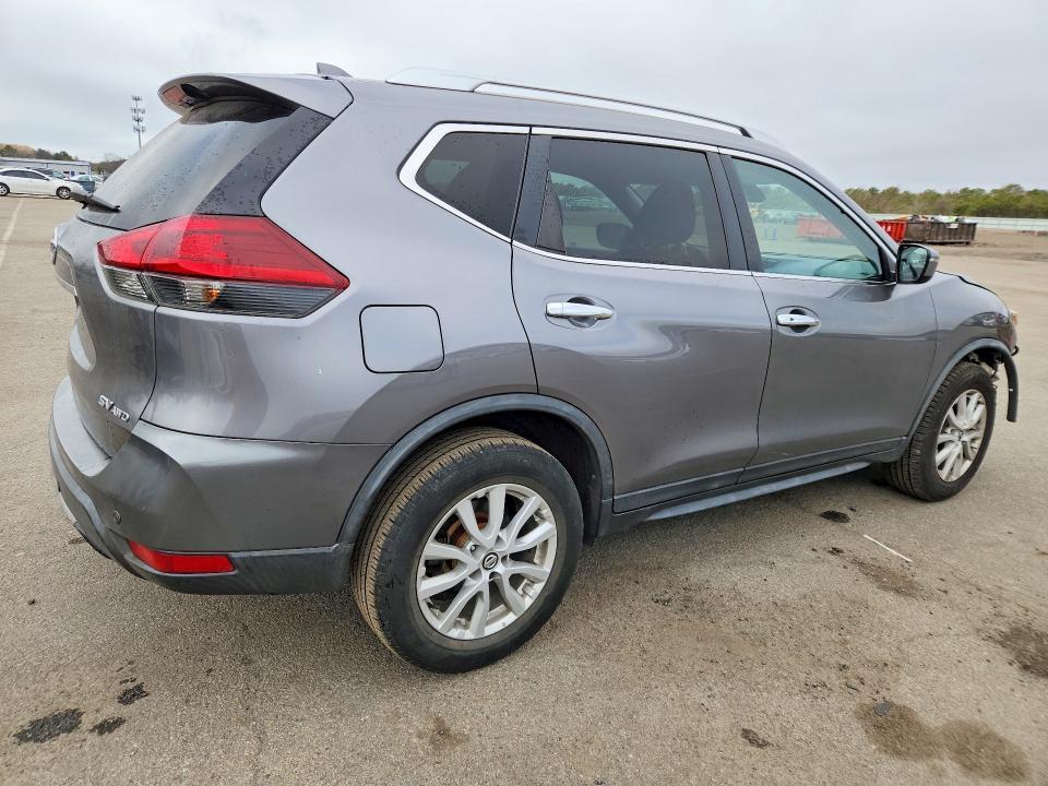 2019 Nissan Rogue sv