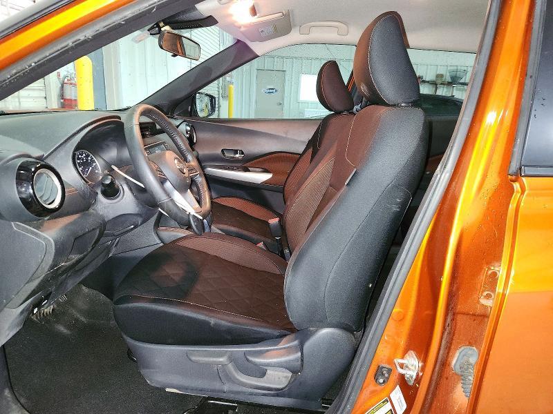 2020 Nissan Kicks sr