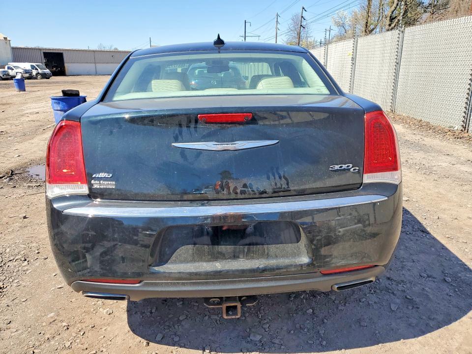 2016 Chrysler 300 Limited
