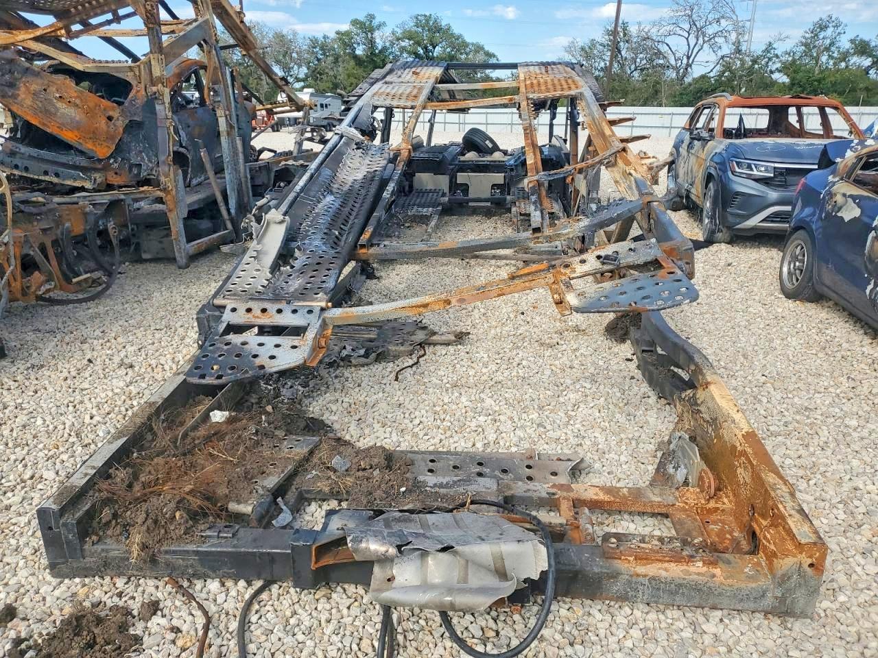 2022 Cottrell Car Hauler