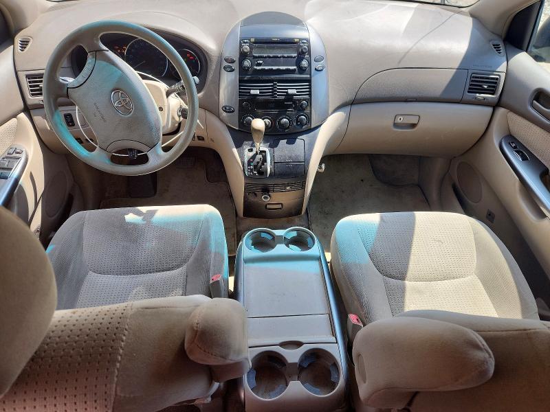 2008 Toyota Sienna le 7-passenger