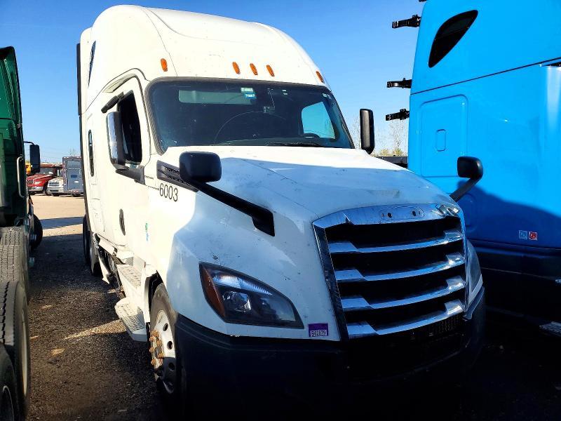 2020 Freigliner 2020 Freightliner Cascadia 126 Semi Truck