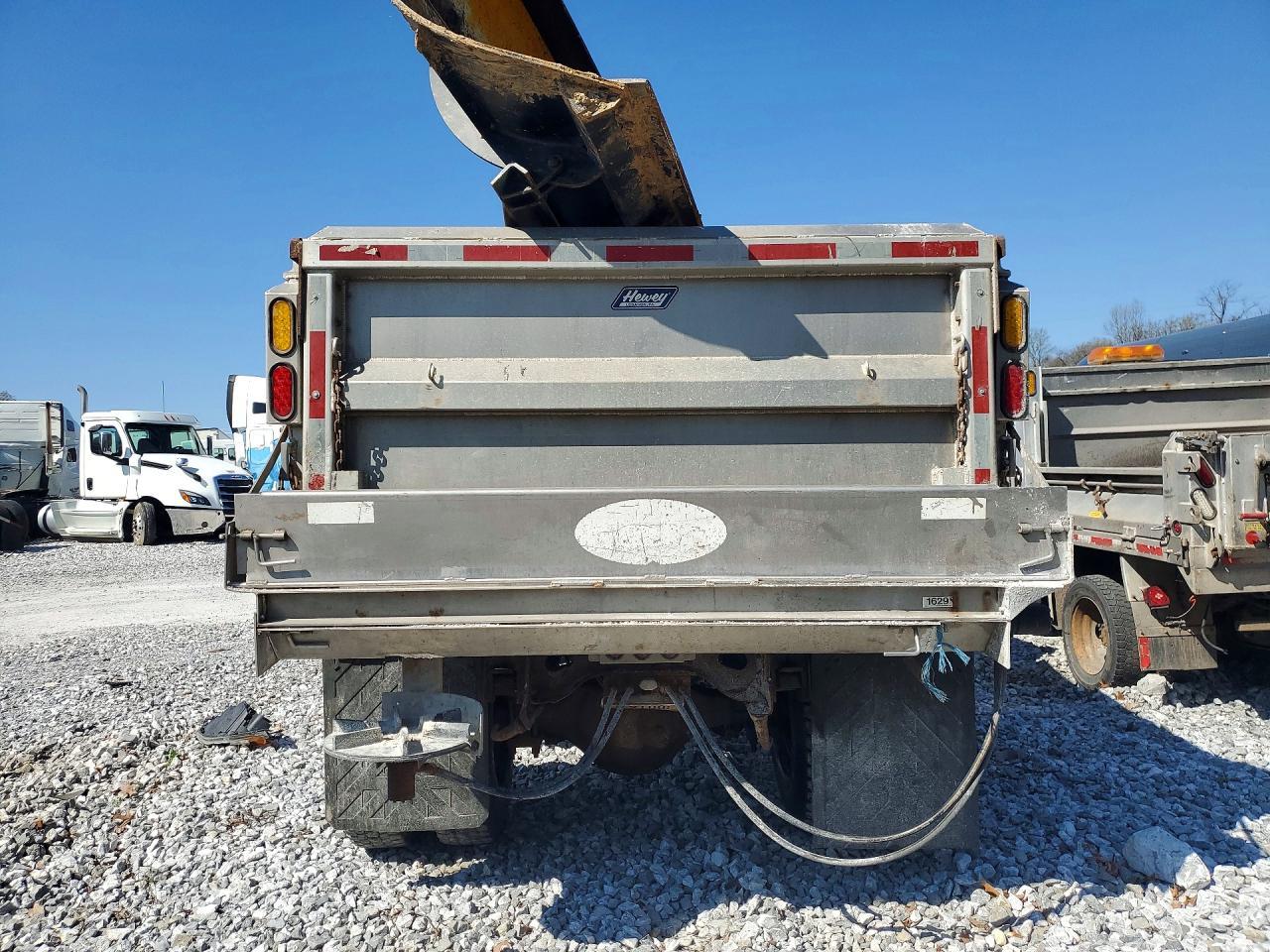 1986 International Dump Truck