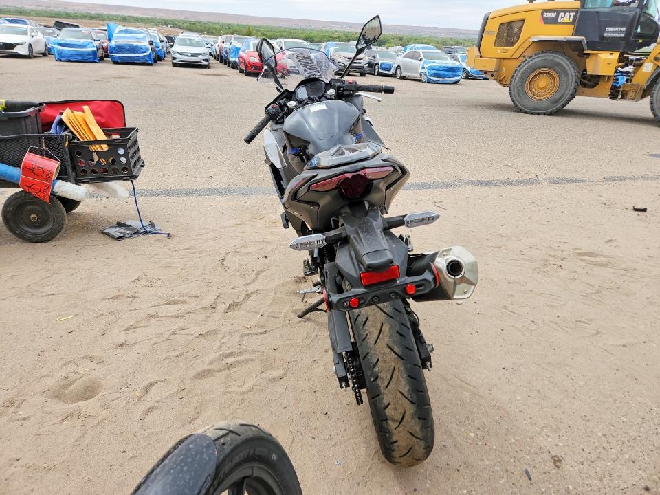 2025 Kawasaki EX500 A