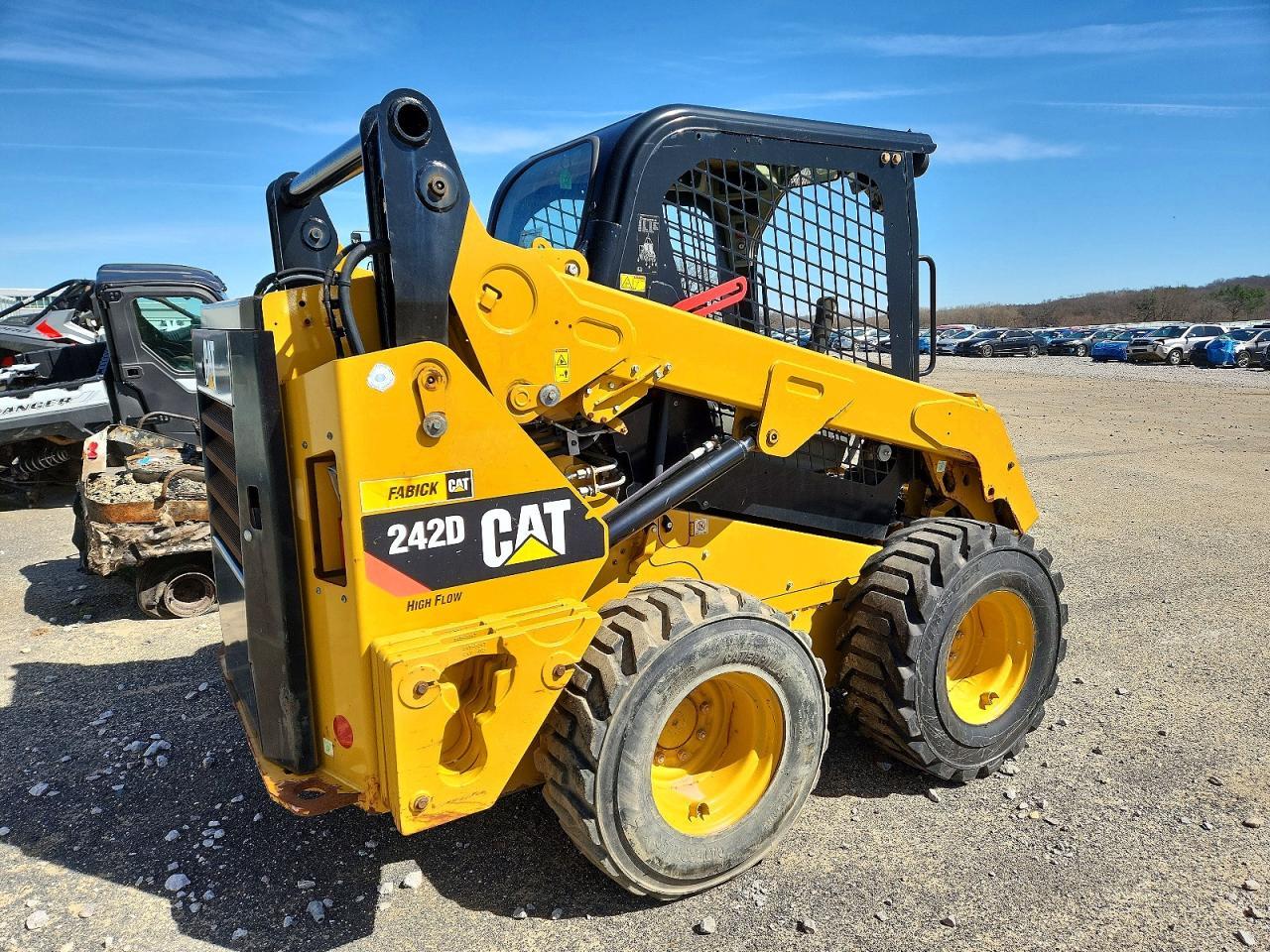 2019 Caterillar 242D HF. RWD