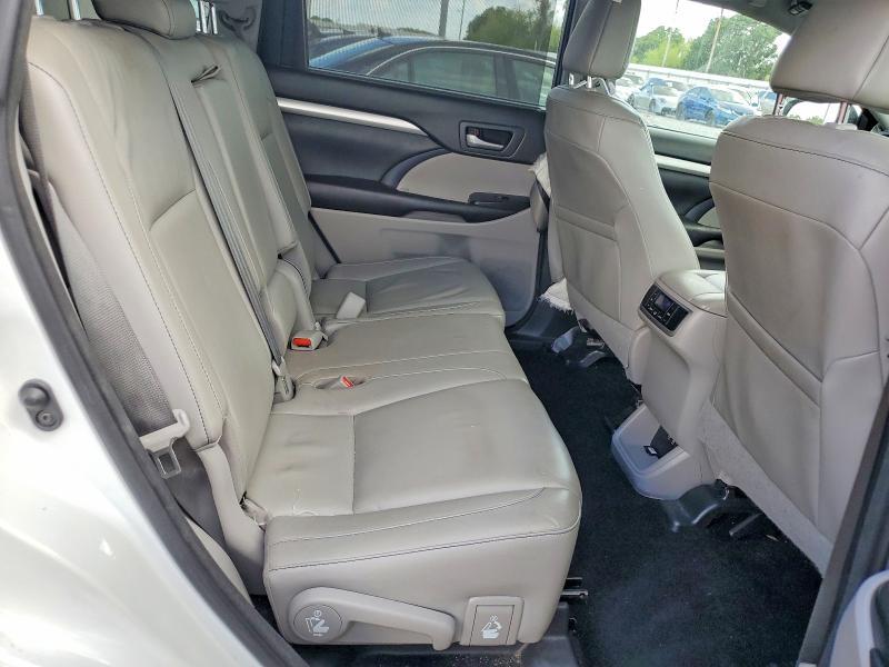 2017 Toyota Highlander xle
