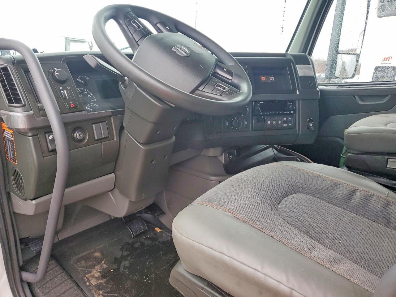 2023 Volvo VNL Semi Truck