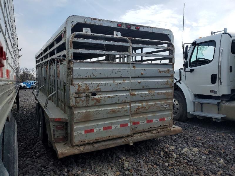 2017 Grupo STH6820W14LNRCS Livestock Trailer
