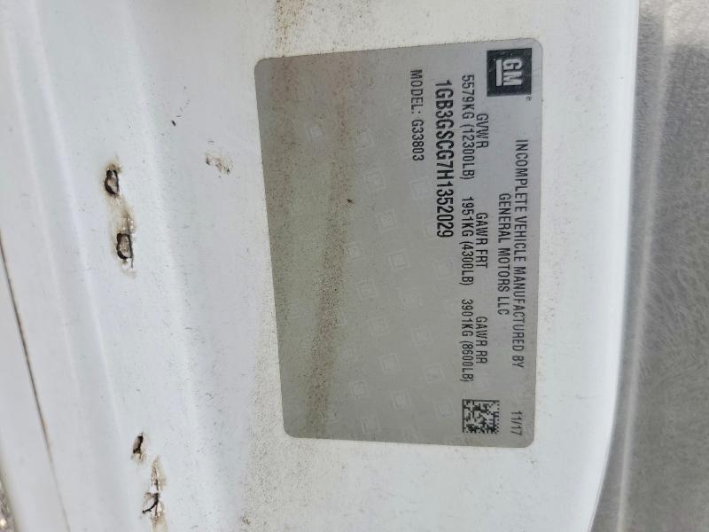 2017 Chev Rolet Express G3500 Delivery Truck