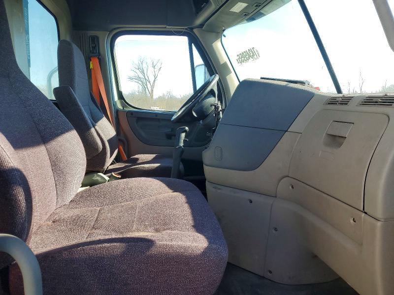 2020 Freightliner Cascadia 125 Semi Truck