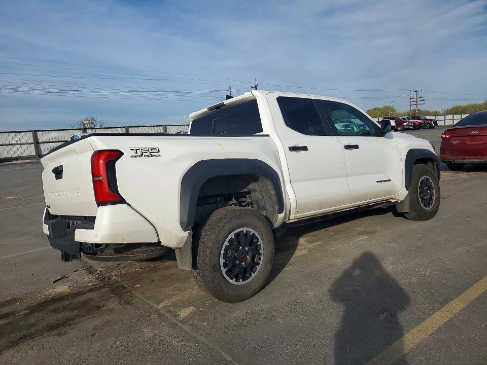 2024 Toyota Tacoma TRD OFF-Road