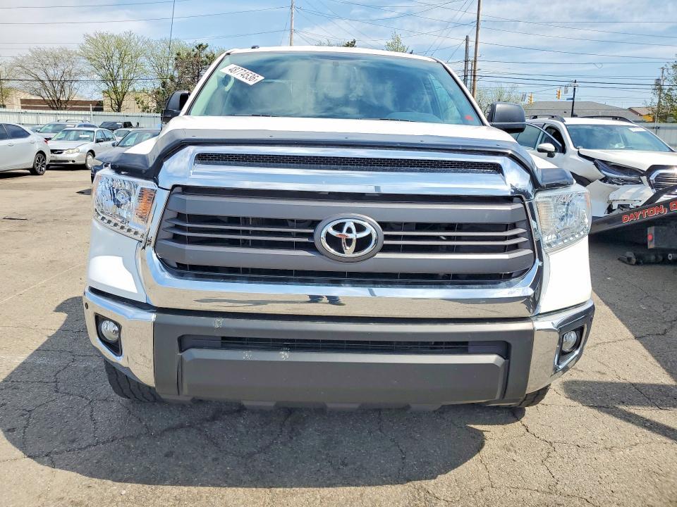 2014 Toyota Tundra SR