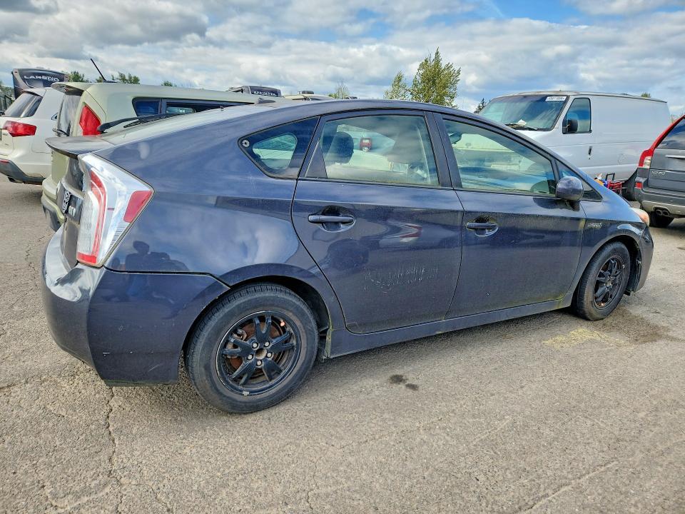 2014 Toyota Prius Three