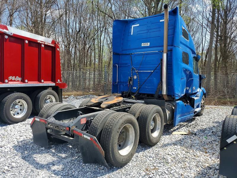 2019 Volv O VNL Semi Truck