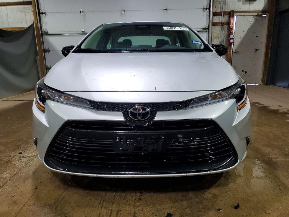 2025 Toyota Corolla le
