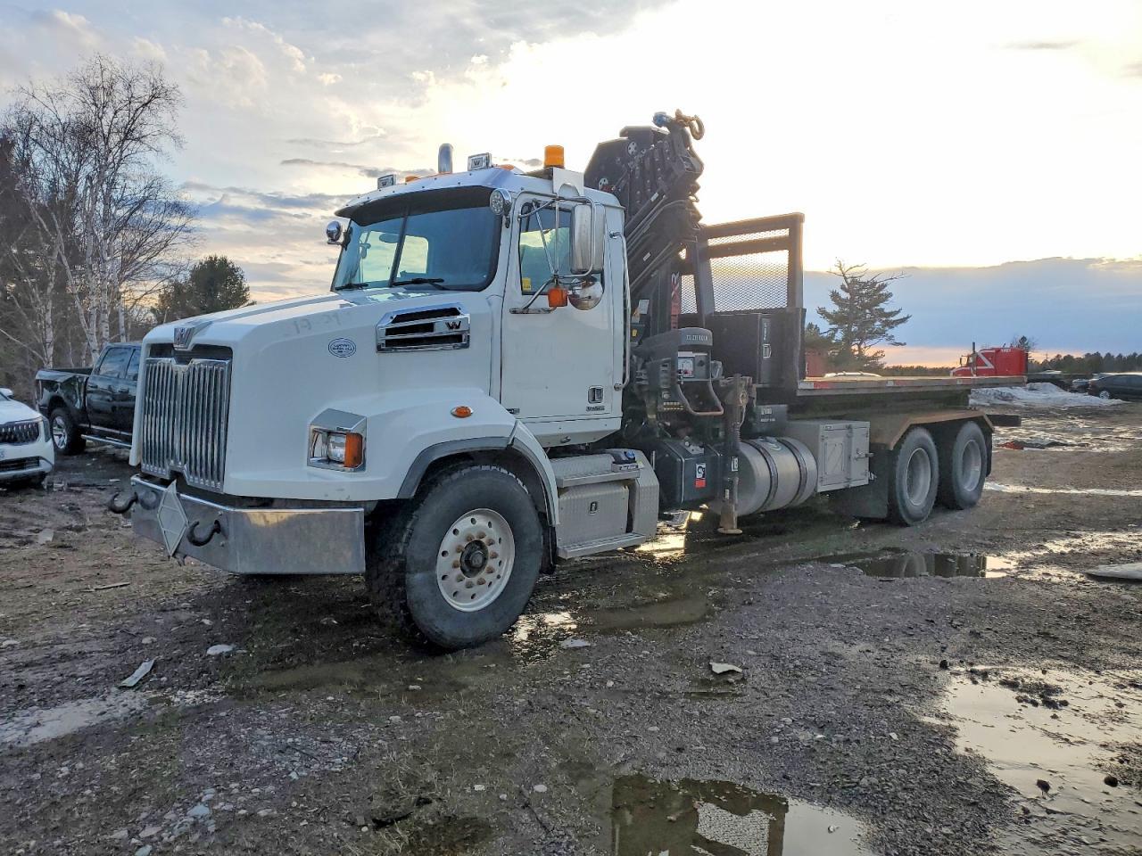 2015 Western Star Conventional 4700SB