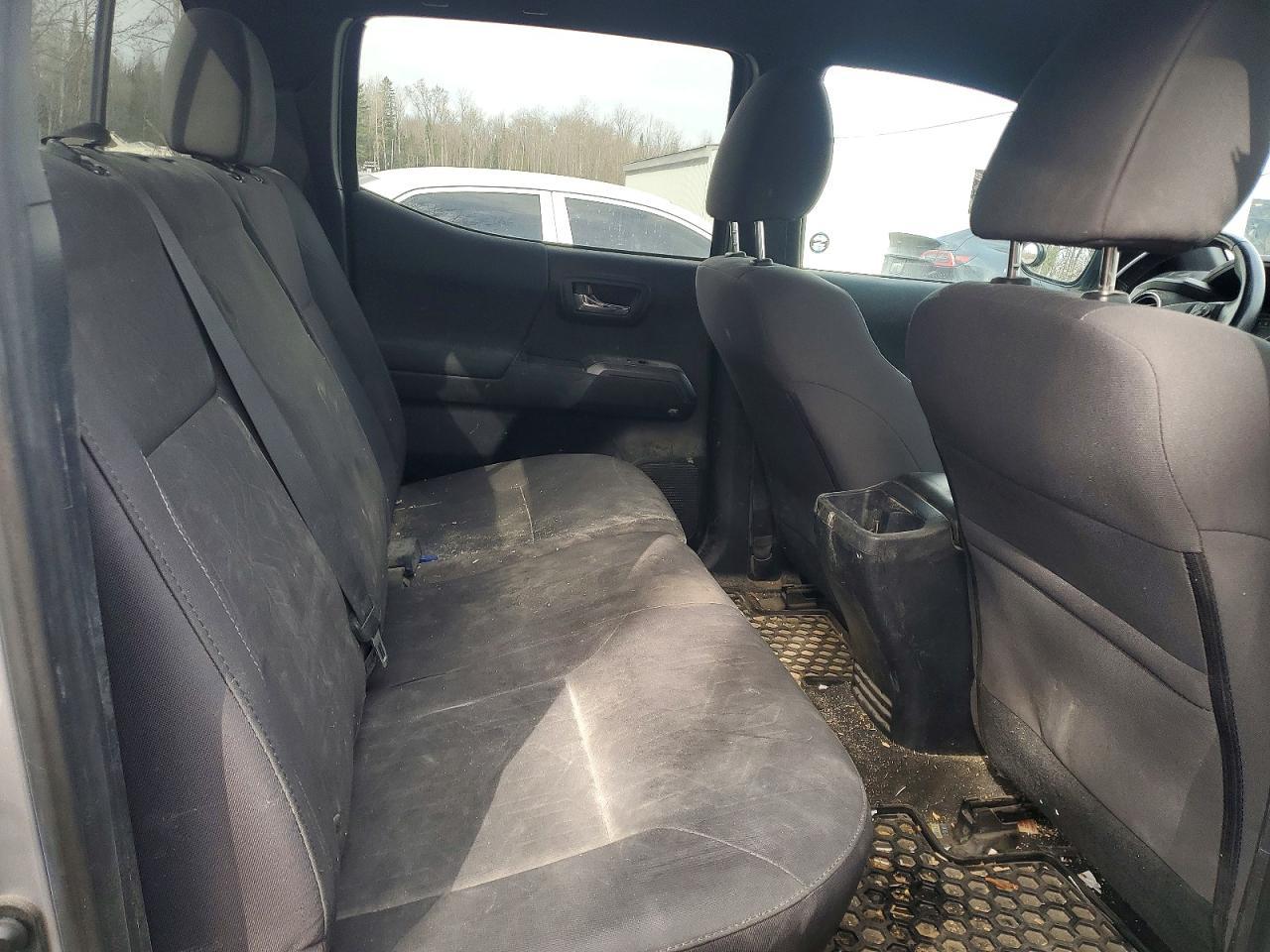 2018 Toyota Tacoma SR5 V6