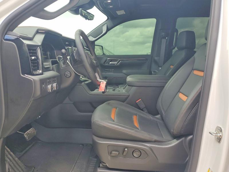 2026 GMC Sierra K1500 AT4