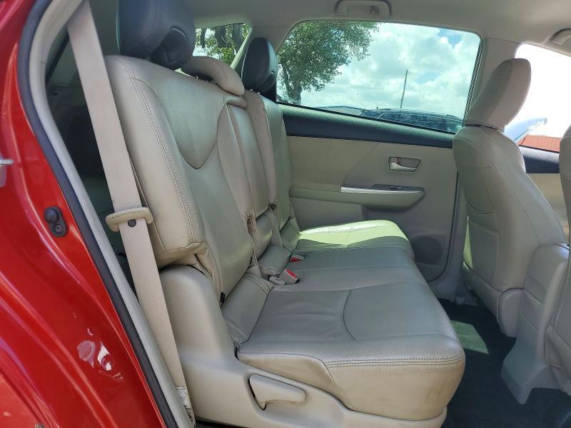 2013 Toyota Prius v Three