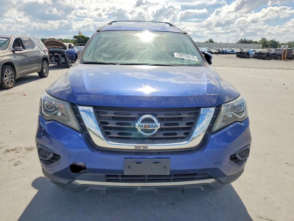 2020 Nissan Pathfinder s