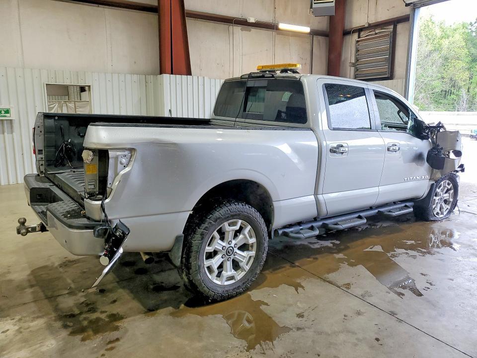 2021 Nissan Titan XD SV