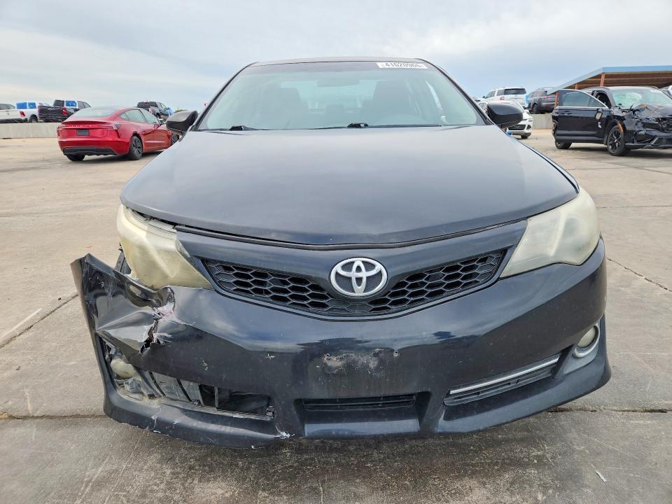 2013 Toyota Camry se
