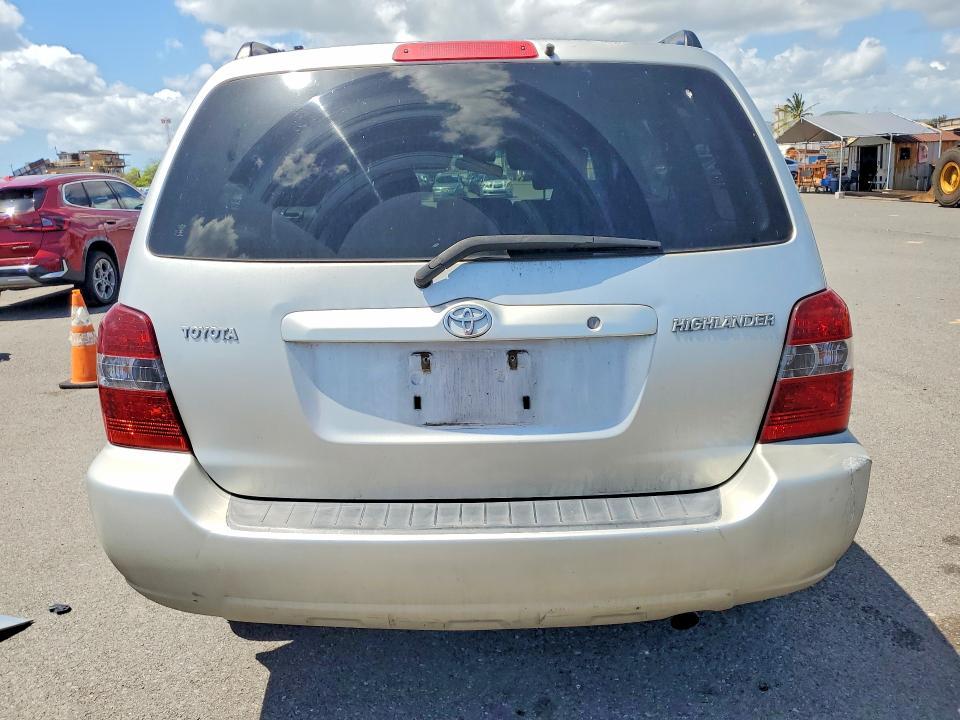 2004 Toyota Highlander Base