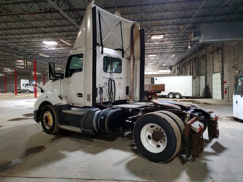 2018 Kenworth T680 Semi Truck