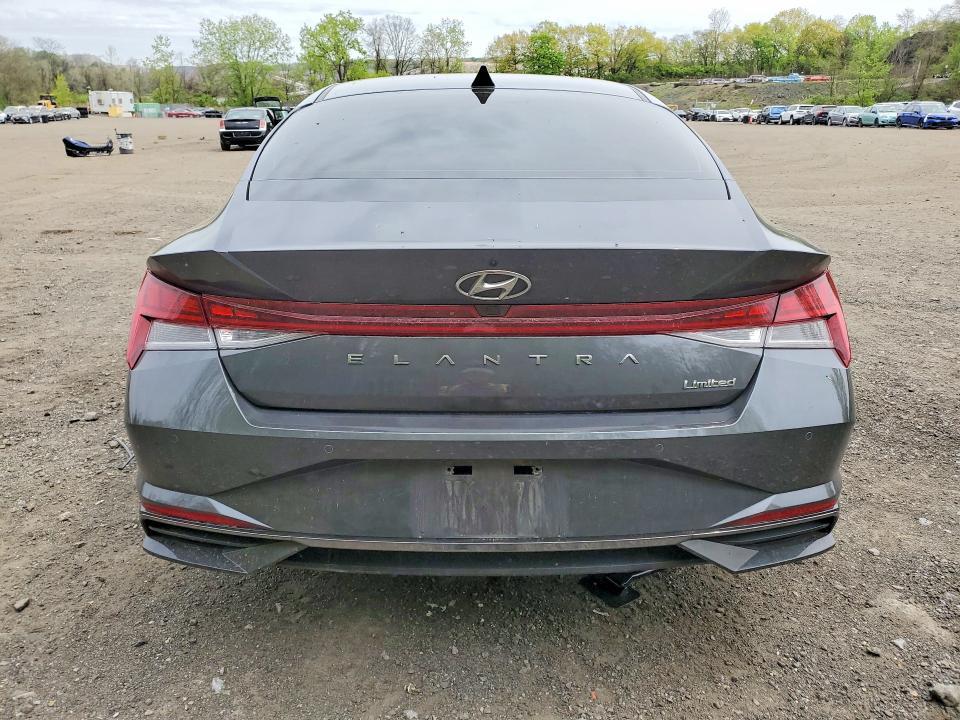 2022 Hyundai Elantra Limited